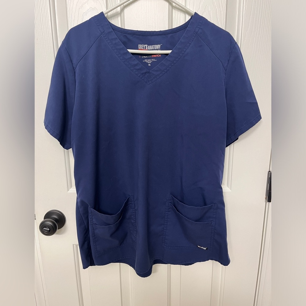 Women’s Greys Anatomy Scrub Top XL